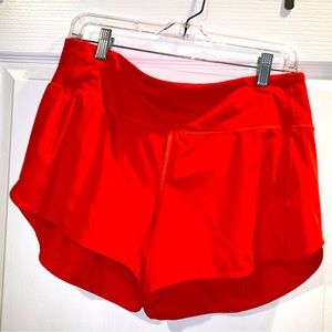 Lululemon Athletica  3.5 in Hotty hot shorts women’s size 10